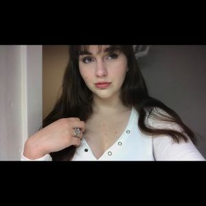 Meet your Posher, Mallory